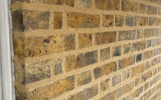 Lime mortar flush pointing - London